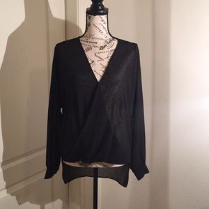 Black Sheer Crossover Blouse🌸